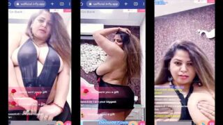 Sapna Sappu Showing Her Nipples Ass Crack in Live